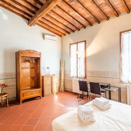 Apartment Romeo Florence