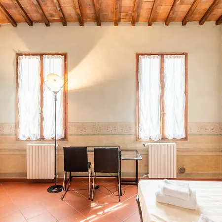 Romeo Apartment *
